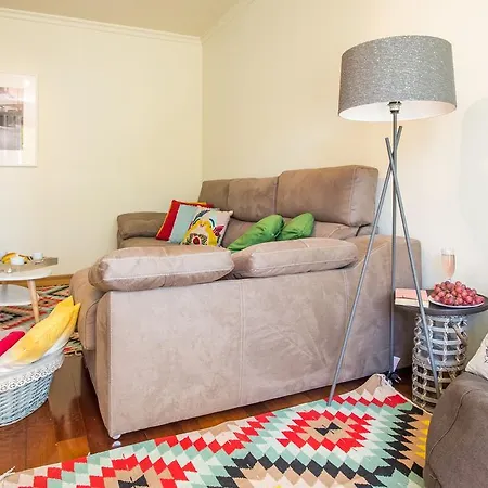 The Cliff Side 푼샬